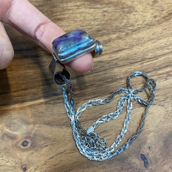 Chaorite and amethyst gemstone silver pendant with braided silver chain - Picture 5 of 7